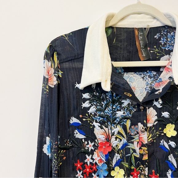 NWT Aratta ‘The Loveliest Shirt’ Embroidered Floral Button Down Tunic Blouse M - Picture 3 of 6